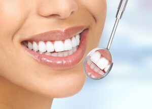 Keeping Your Teeth Bright After Cosmetic Treatment
